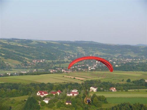 Strzyżów z lotu paralotni.