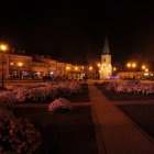 Rynek w Strzyżowie nocą zdjęcia