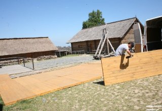 montaż podłogi w Stobiernej