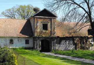 Dwór Mycielskich w Wiśniowej