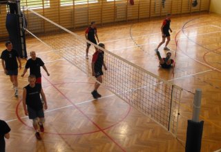 Zdjęcia z XIV Turnieju Piłki Siatkowej o Puchar Starosty Strzyżowskiego