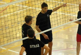 Zdjęcia z XIV Turnieju Piłki Siatkowej o Puchar Starosty Strzyżowskiego