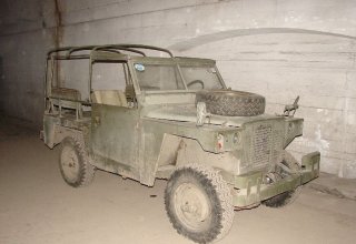 Samochód wojskowy 2