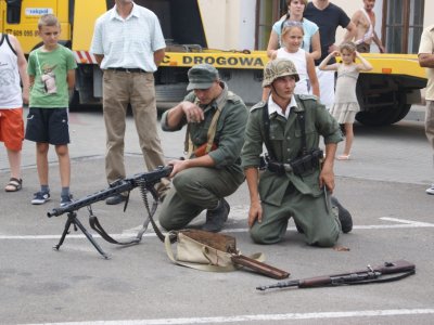 Zdjęcia z Pikniku Piknik Historycznego. W hołdzie walczącym o wolność. 