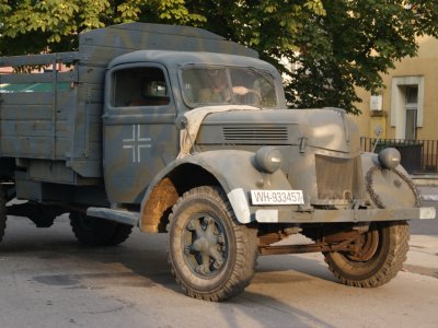 Zdjęcia z Pikniku Piknik Historycznego. W hołdzie walczącym o wolność. 