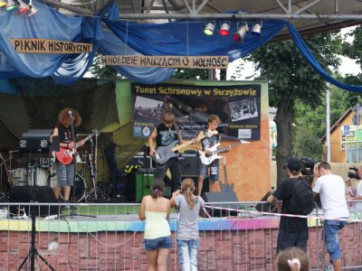 Zdjęcia z Pikniku Piknik Historycznego. W hołdzie walczącym o wolność. 