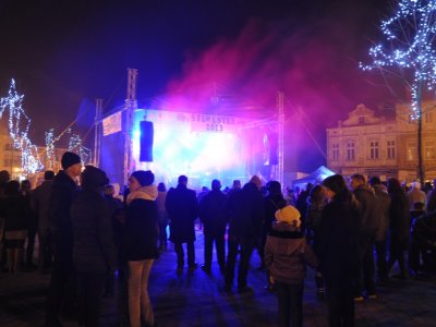 Zdjęcia z Sylwestra na rynku w Strzyżowie