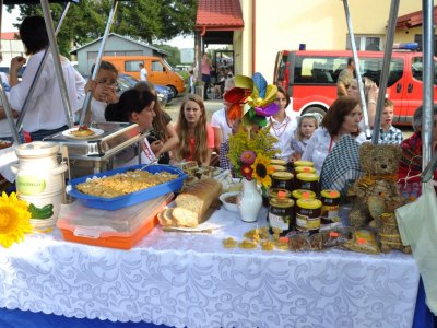 Zdjęcia z Sylwestra na rynku w Strzyżowie