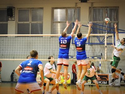 Fotorelacja z meczu piłki siatkowej Wisłka Strzyżów z drużyną z Sanoka. Fot. Tomasz Ciombor