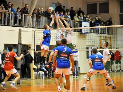 Fotorelacja z meczu piłki siatkowej Wisłka Strzyżów z drużyną z Sanoka. Fot. Tomasz Ciombor