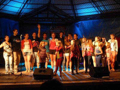 Galeria zdjęc z Dni Ziemi Frysztackiej 2013, koncert Sami