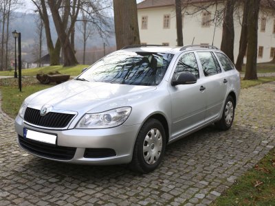 Sprzedam Skoda Octavia II lift 2011 1.6 TDI kombi przebieg 173 tys OKAZJA!!!
