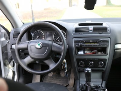 Sprzedam Skoda Octavia II lift 2011 1.6 TDI kombi przebieg 173 tys OKAZJA!!!