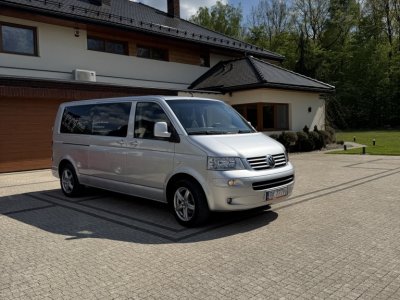 Wynajem samochodu Volkswagen Caravelle – 9 osobowa
