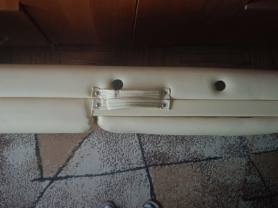 Stół do masażu / kosmetyczny 