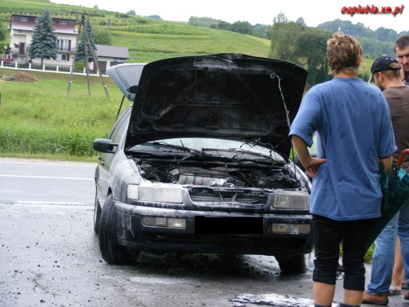 pożar samochodu w lubli