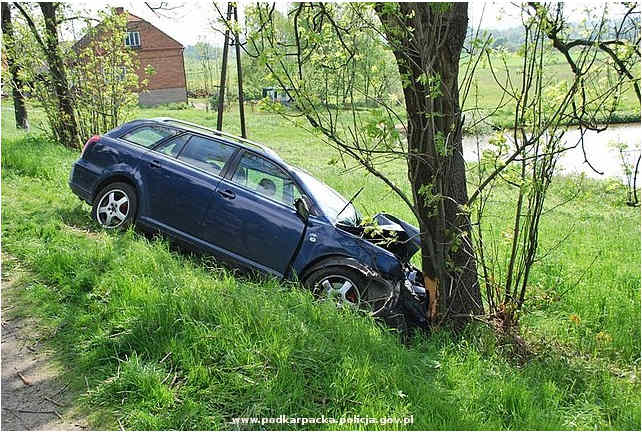 wypadek dobrzechów