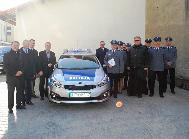 Nowy radiowóz dla strzyżowskiej policji