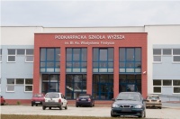 Podkarpacka Szko�a Wy�sza im. b�. ks. W�adys�awa Findysza w Ja�le - artyku� sponsorowany