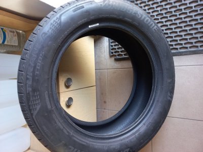Sprzedam komplet opon letnich Bridgestone roz.235/55/18 z 2024r